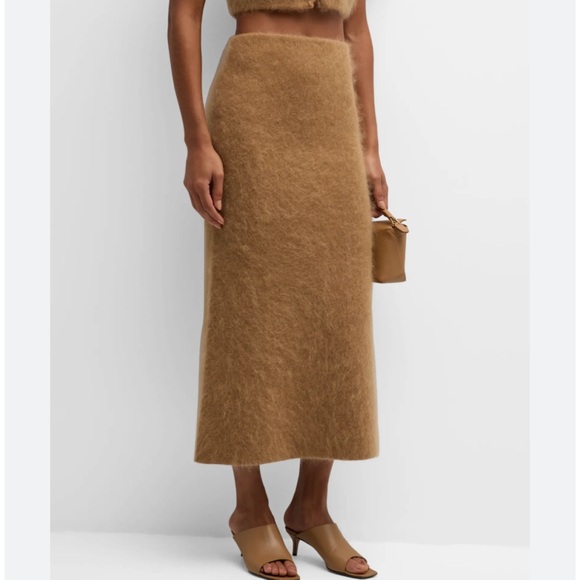 NWOT House Of Harlow Midi Fuzzy Knit Skirt - Picture 3 of 16